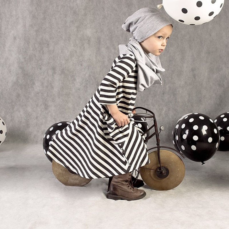 F68100 fashion big pocket  long sleeve black white striped family clothes dress